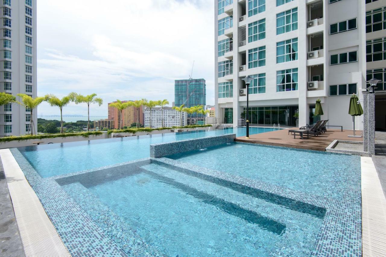 Straits Garden Suites, Georgetown Exterior photo
